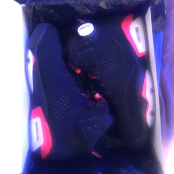 Jordan 6 2019 size 12 pre owned. Like new - Picture 1 of 4